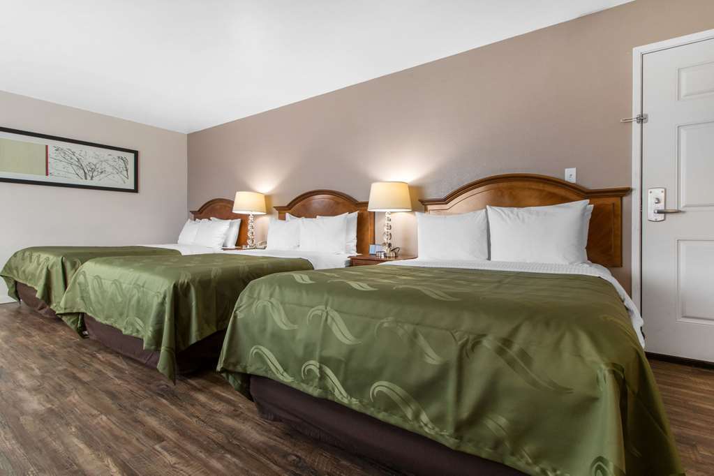 Ramada Bayside Inn & Suites Eureka Bilik gambar